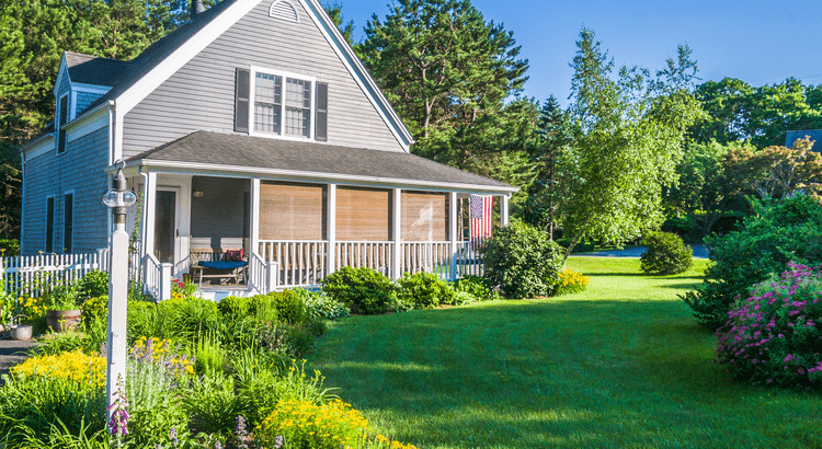 Weighing the scales: Renting vs. Buying real estate.