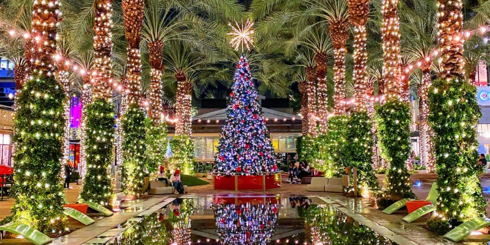 The Ultimate Christmas Experience in Scottsdale: Recipes, Decorations, and Family Fun